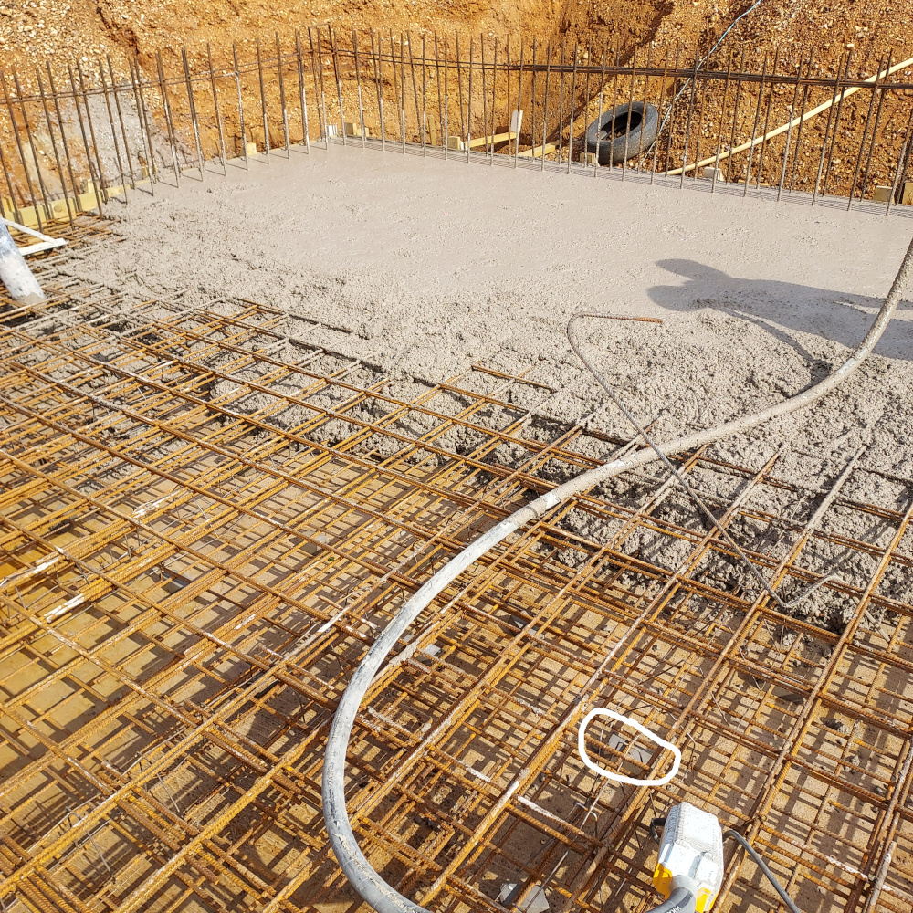 build basement BS8102